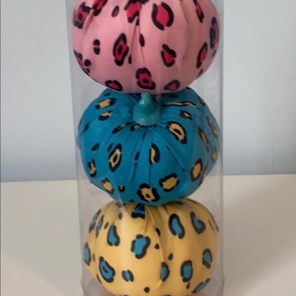 Set of Three Leopard Print Pumpkins - Picture 3 of 3